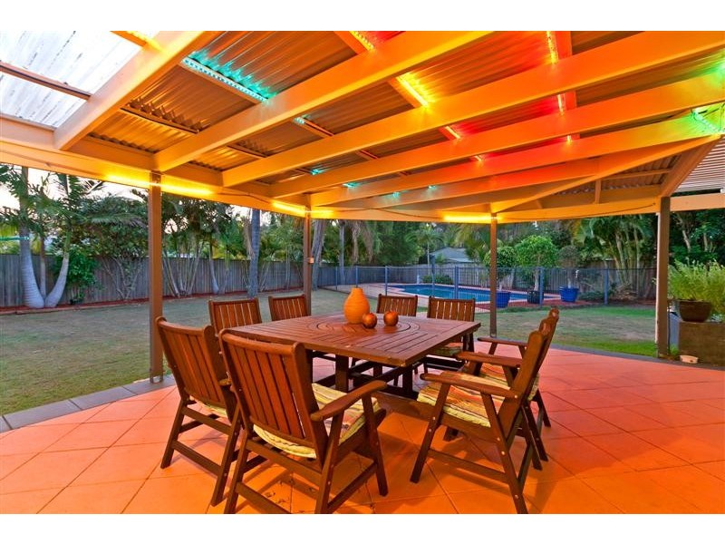 3 Horsley Place, Victoria Point QLD 4165