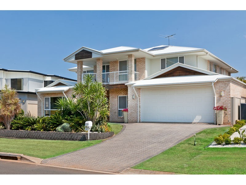 9 Newcomb Court, Redland Bay QLD 4165