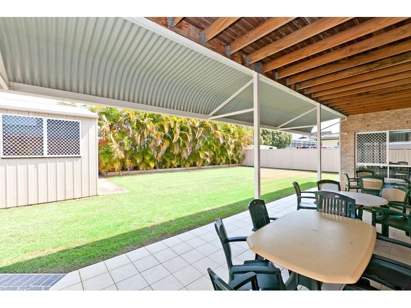 9 Newcomb Court, Redland Bay QLD 4165