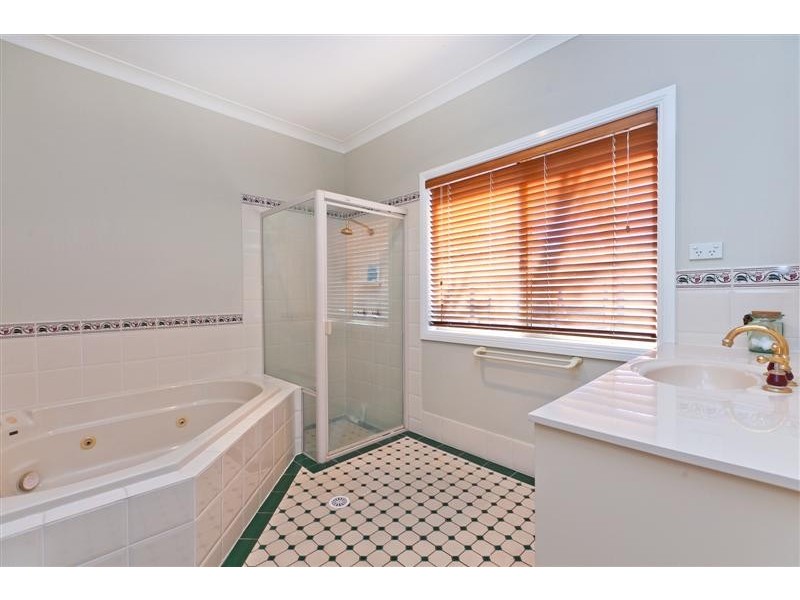 14 Jeanne Drive, Victoria Point QLD 4165