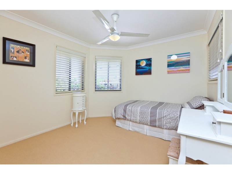 324 Bloomfield St, Cleveland QLD 4163