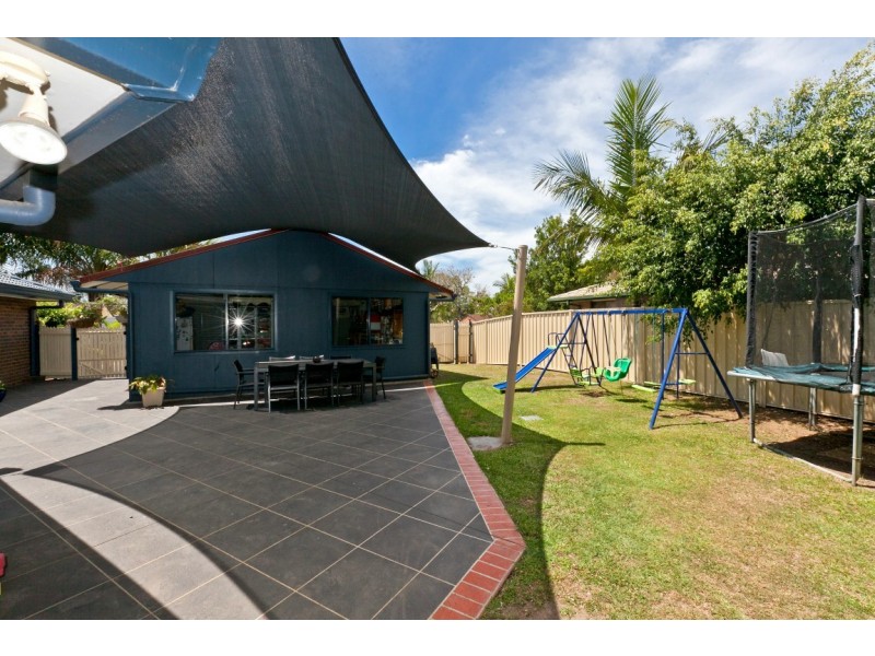 15 Waratah Avenue, Victoria Point QLD 4165