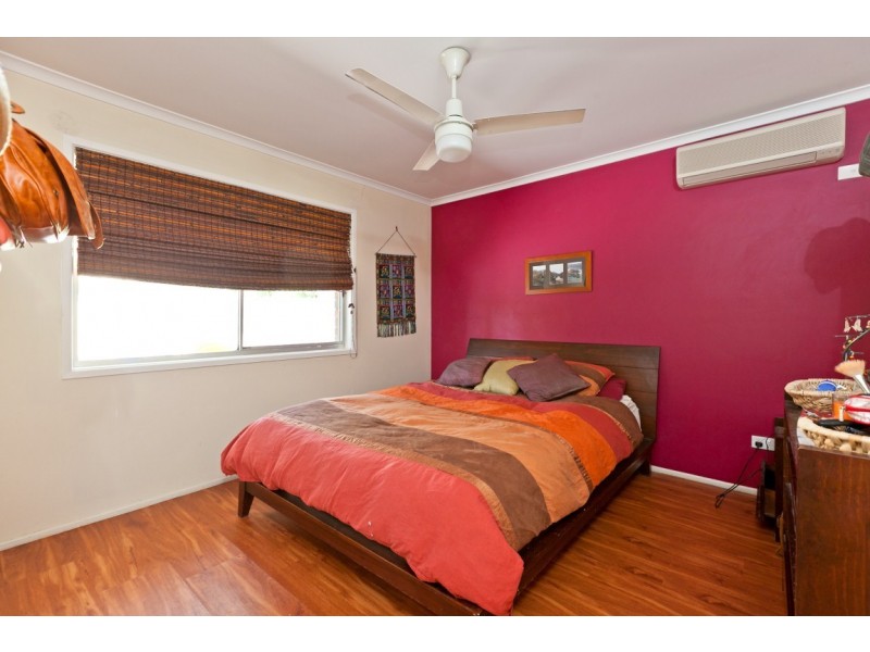 15 Waratah Avenue, Victoria Point QLD 4165