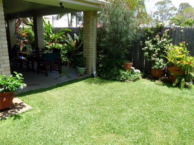 2/10 Sutton Street, Victoria Point QLD 4165