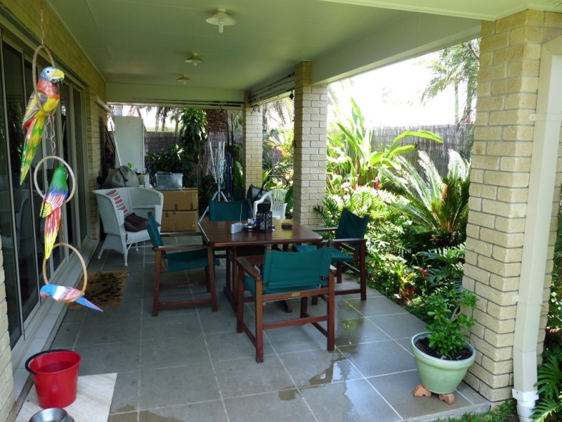 2/10 Sutton Street, Victoria Point QLD 4165