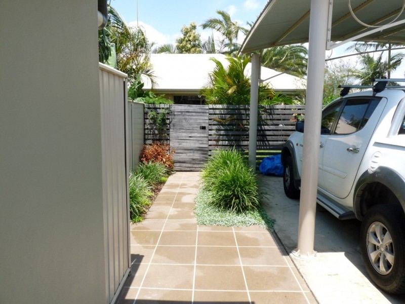 2/10 Sutton Street, Victoria Point QLD 4165