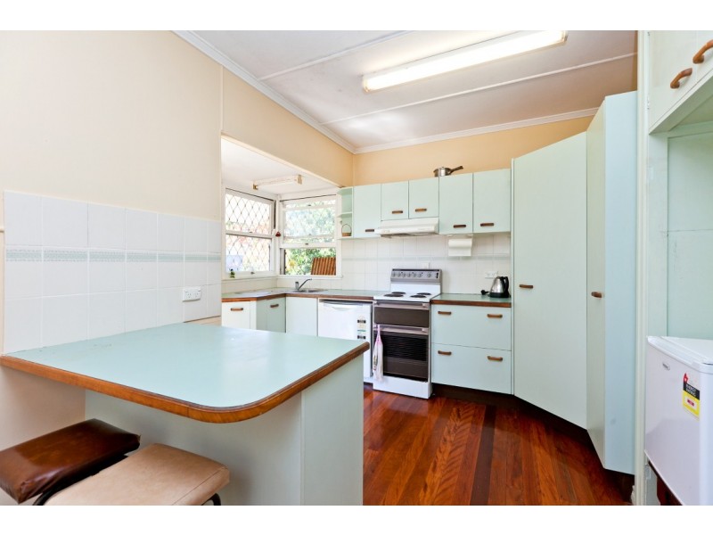 3 Barron Street, Victoria Point QLD 4165