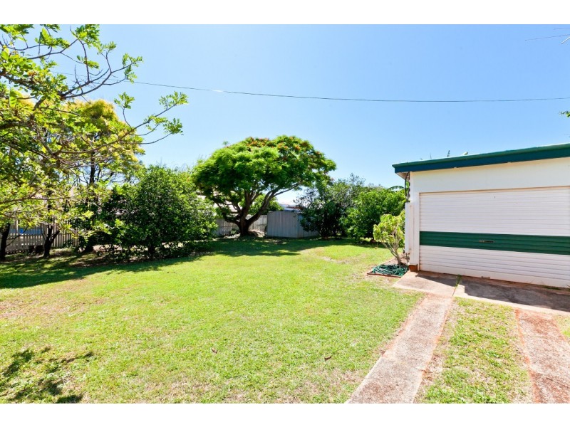 3 Barron Street, Victoria Point QLD 4165