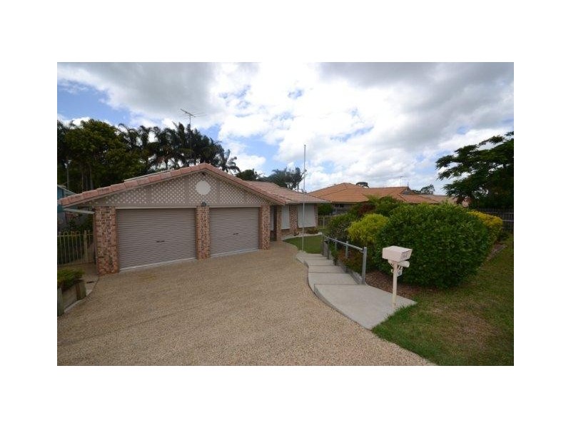 18 Schmidt Street, Victoria Point QLD 4165