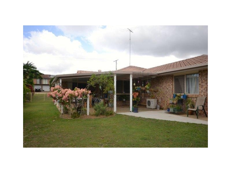 18 Schmidt Street, Victoria Point QLD 4165