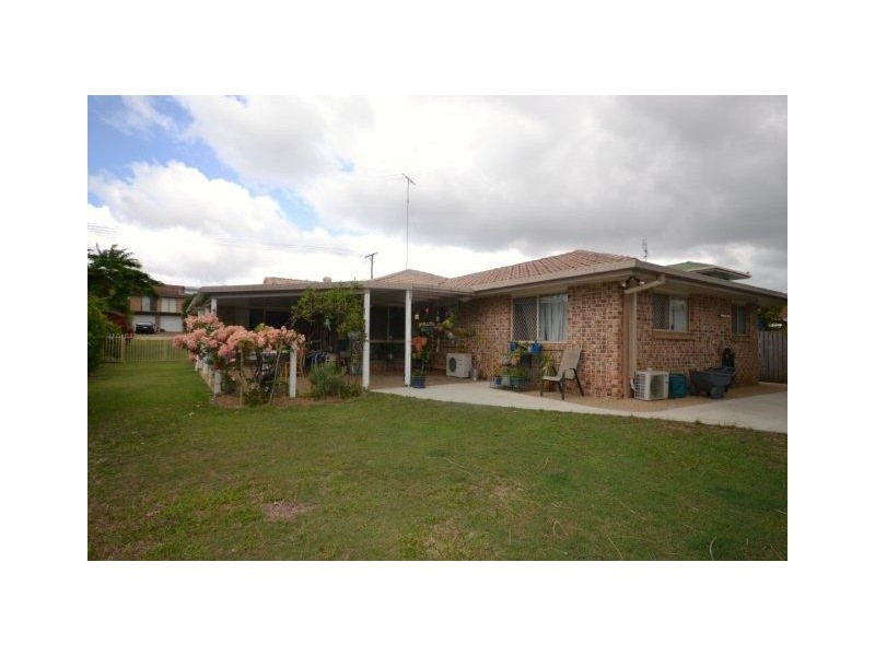 18 Schmidt Street, Victoria Point QLD 4165