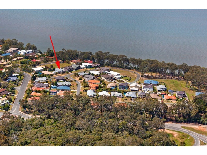 2 Sandy Cove Place, Redland Bay QLD 4165