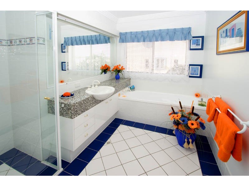 42/10 Esperance Court, Raby Bay QLD 4163