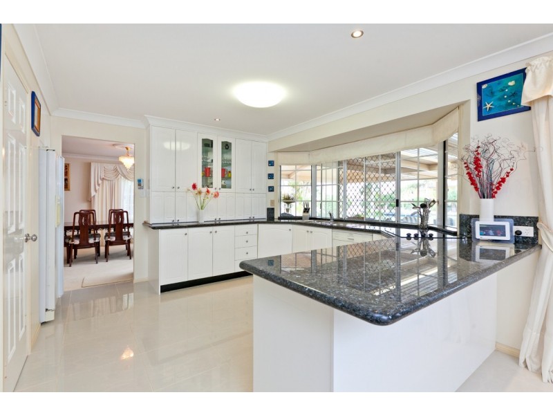 25 Seacrest Court, Raby Bay QLD 4163