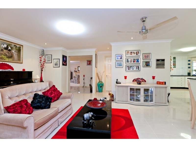 25 Seacrest Court, Raby Bay QLD 4163