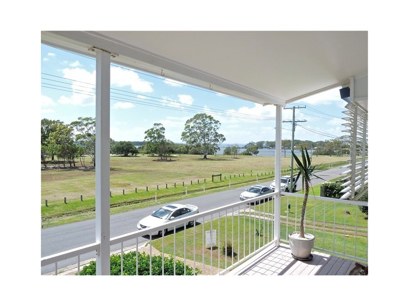 41 Wilson Esplanade, Victoria Point QLD 4165