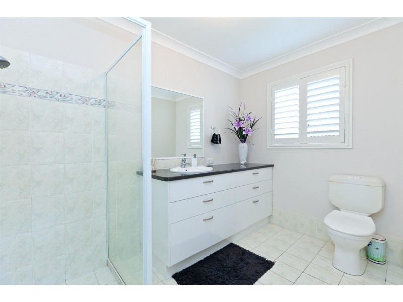 9 Parklands Court, Victoria Point QLD 4165