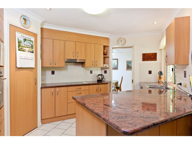 6 Eastern Court, Wellington Point QLD 4160