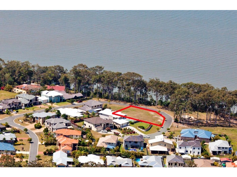 11 Sandy Cove Place, Redland Bay QLD 4165