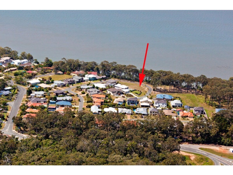 11 Sandy Cove Place, Redland Bay QLD 4165
