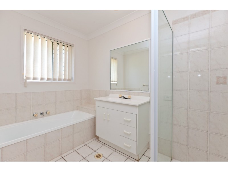 2 Butterfield Close, Victoria Point QLD 4165
