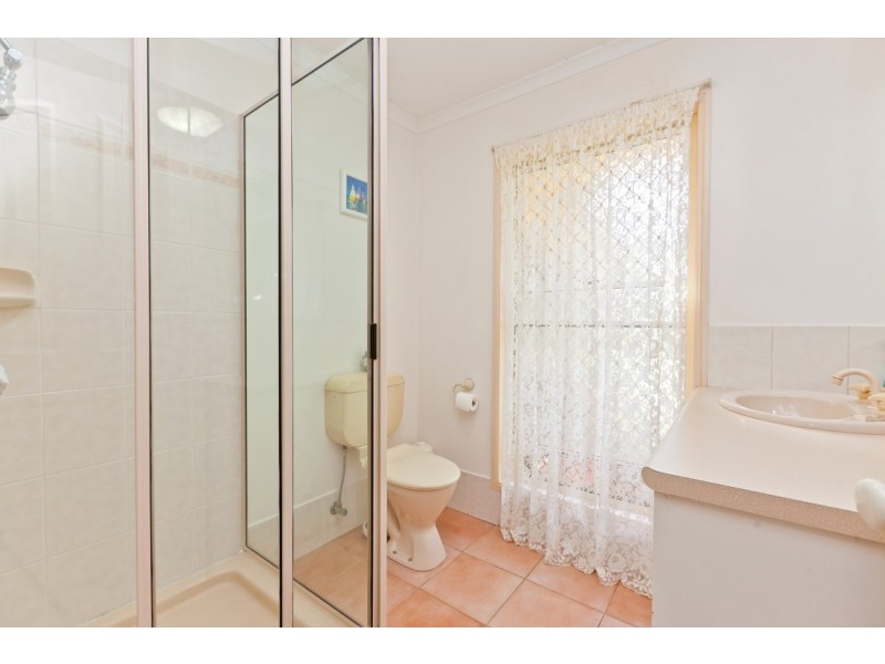 12 Muscat Avenue, Victoria Point QLD 4165