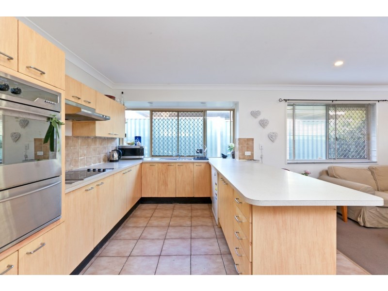 8 Turnberry Drive, Victoria Point QLD 4165
