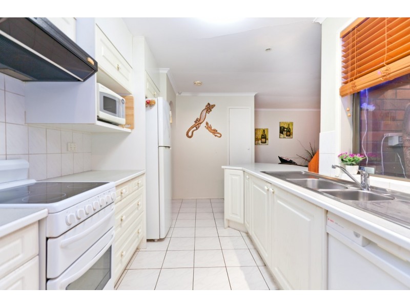 28 Lake View Drive, Thornlands QLD 4164