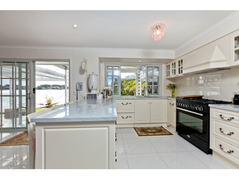 31 Base Street, Victoria Point QLD 4165