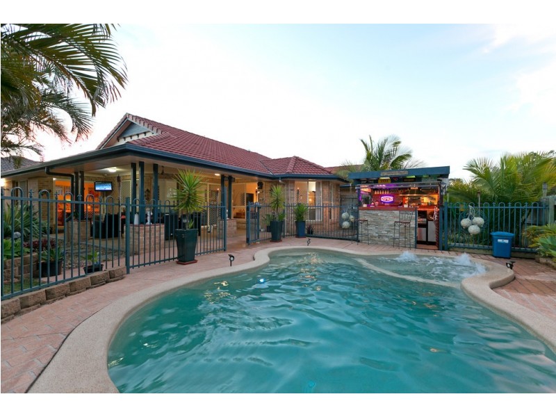 43 McConechy, Victoria Point QLD 4165