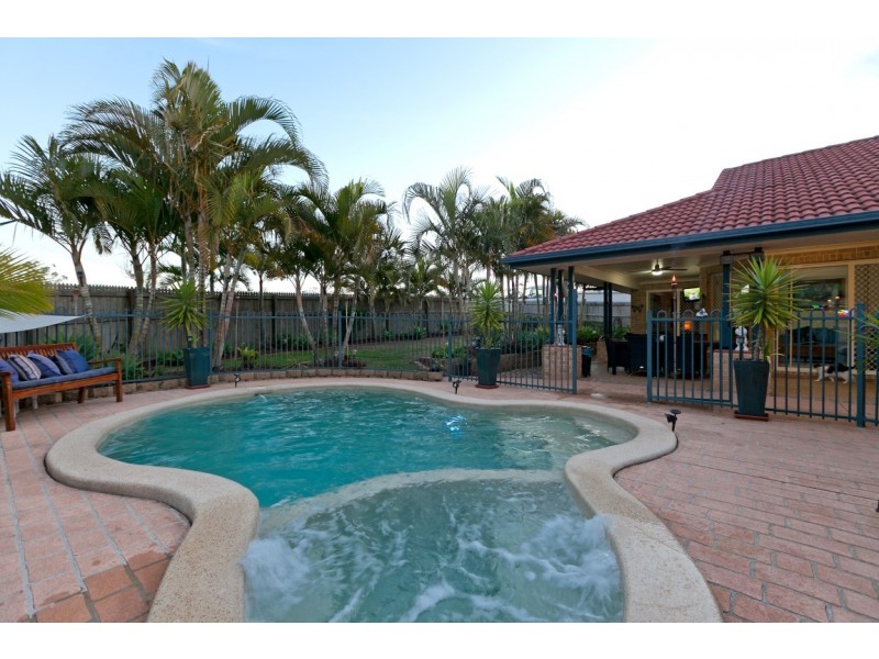 43 McConechy, Victoria Point QLD 4165