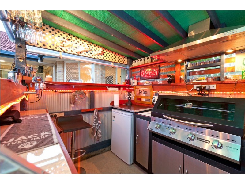 43 McConechy, Victoria Point QLD 4165