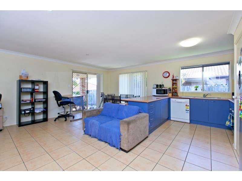 5 Crestlea Street, Victoria Point QLD 4165