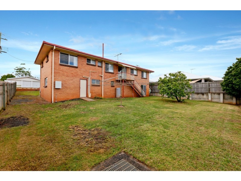 26 Haig Road, Birkdale QLD 4159