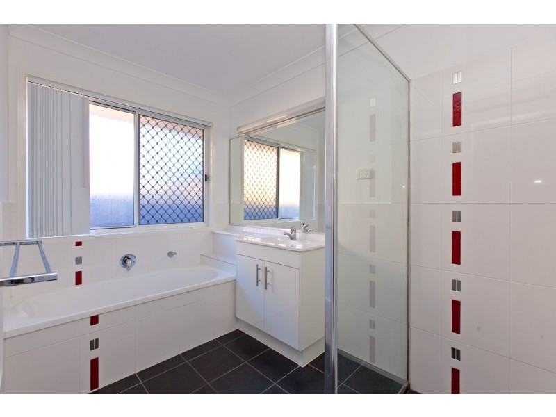 15 Creekwood Street, Victoria Point QLD 4165