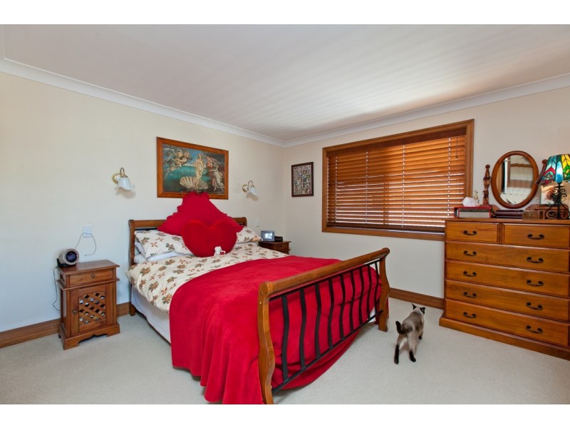16 Adrian Street, Victoria Point QLD 4165