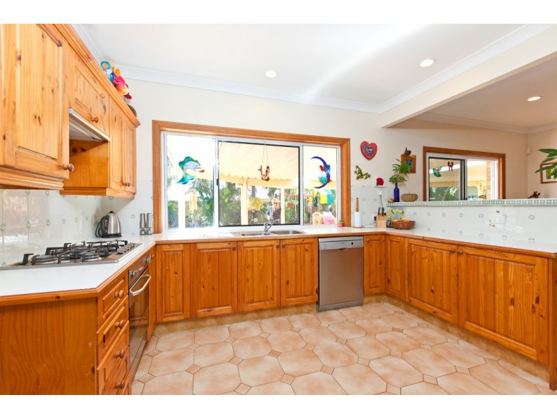 16 Adrian Street, Victoria Point QLD 4165