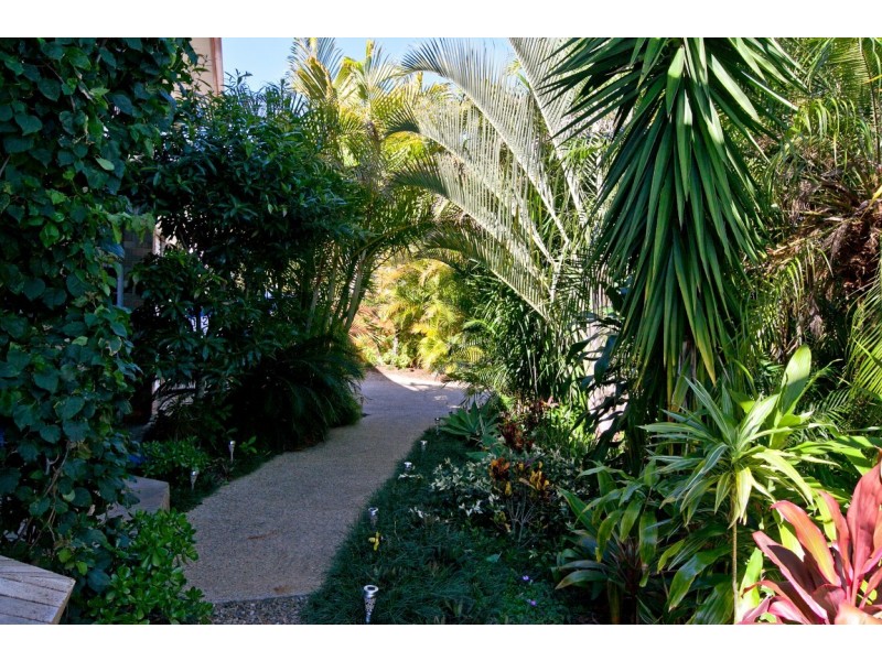 16 Adrian Street, Victoria Point QLD 4165