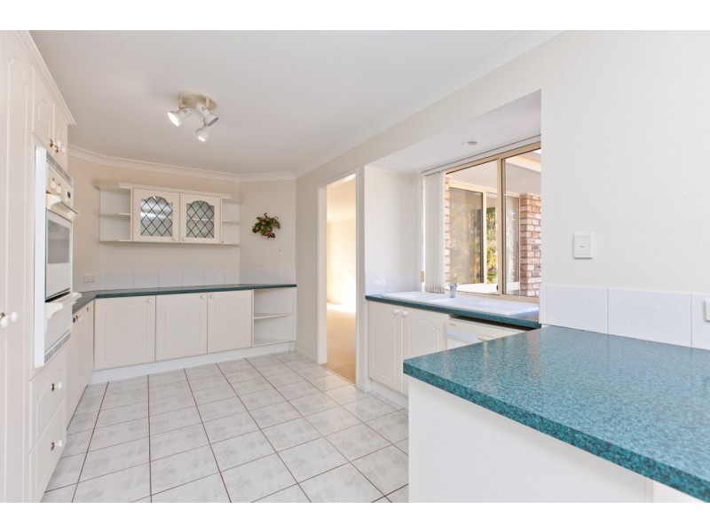 4 Constance Court, Victoria Point QLD 4165