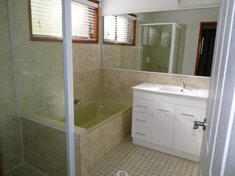 11 Muirhead Court, Victoria Point QLD 4165