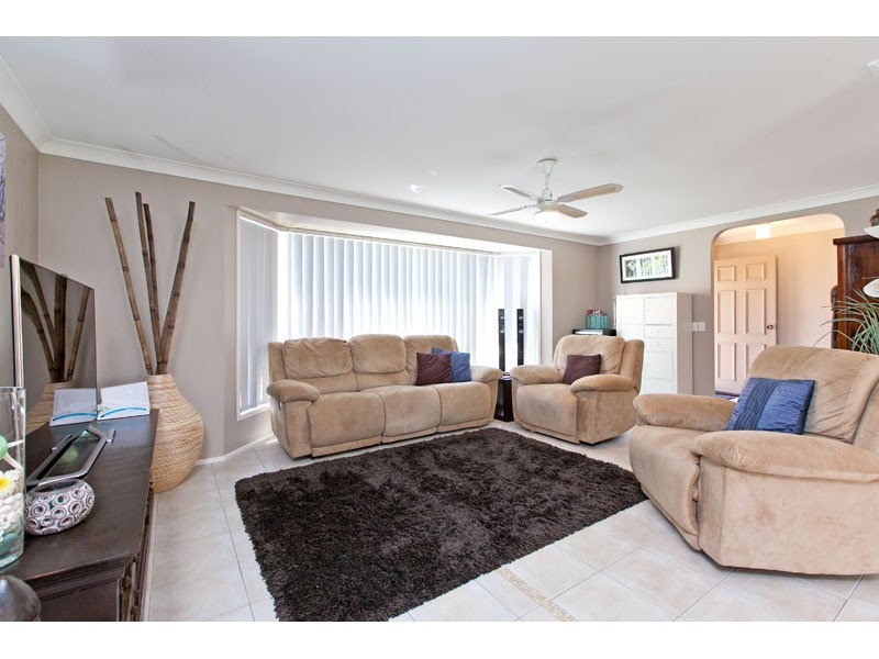 15 Spruce Avenue, Victoria Point QLD 4165