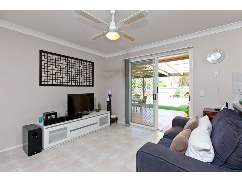 15 Spruce Avenue, Victoria Point QLD 4165