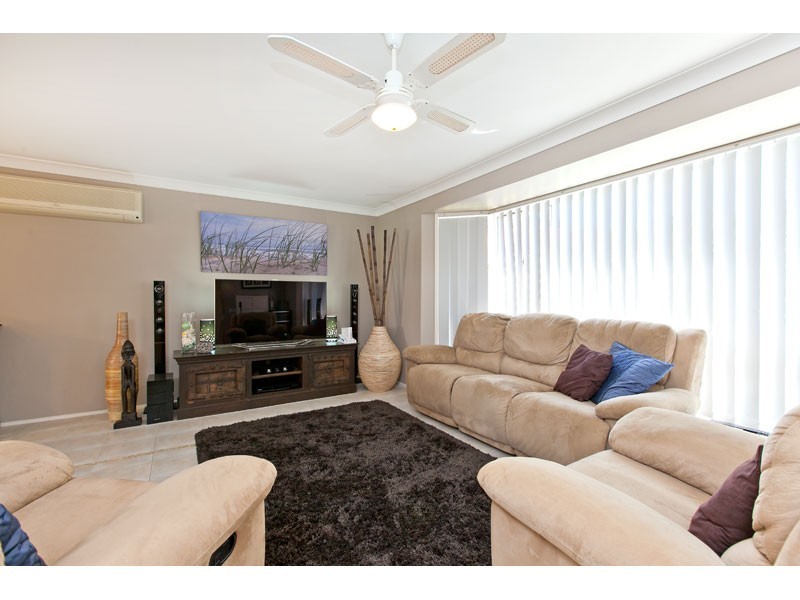 15 Spruce Avenue, Victoria Point QLD 4165