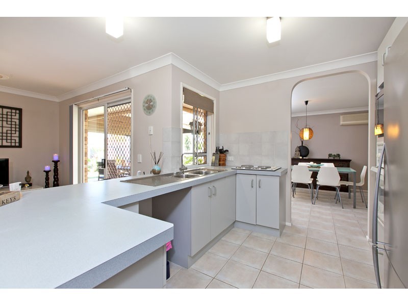 15 Spruce Avenue, Victoria Point QLD 4165