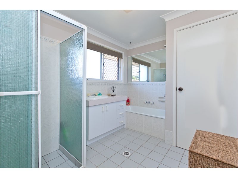 15 Spruce Avenue, Victoria Point QLD 4165