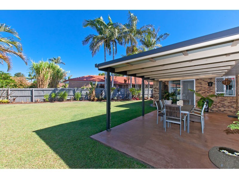 15 Spruce Avenue, Victoria Point QLD 4165