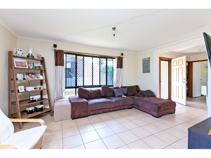 8 Brimblecombe Street, Victoria Point QLD 4165