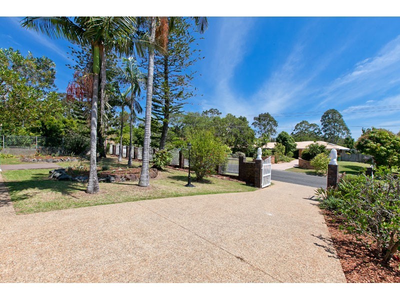 87 Whitehall Avenue, Birkdale QLD 4159