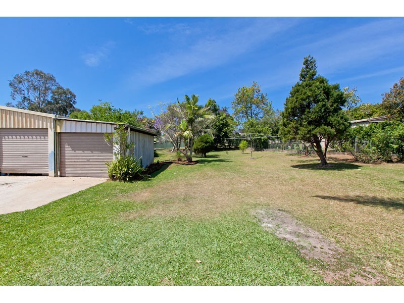 87 Whitehall Avenue, Birkdale QLD 4159