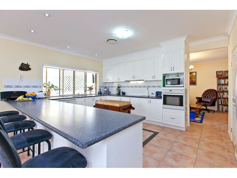 68-70 Kinross Road, Thornlands QLD 4164